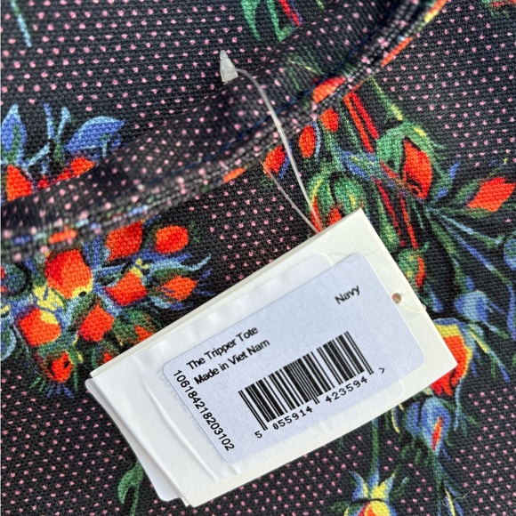 Cath Kidston Tote - Navy Polka Dot with Red Florals BN - Picture 2 of 4